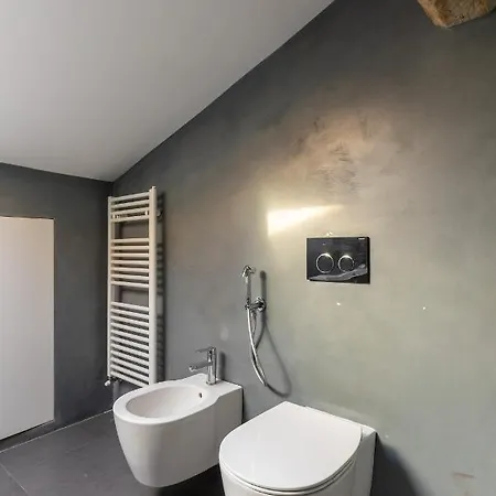 Italy Prestigious Historical Attic In Bologna Apartment Exterior photo