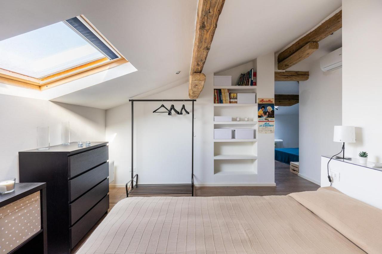 Italy Prestigious Historical Attic In Appartement