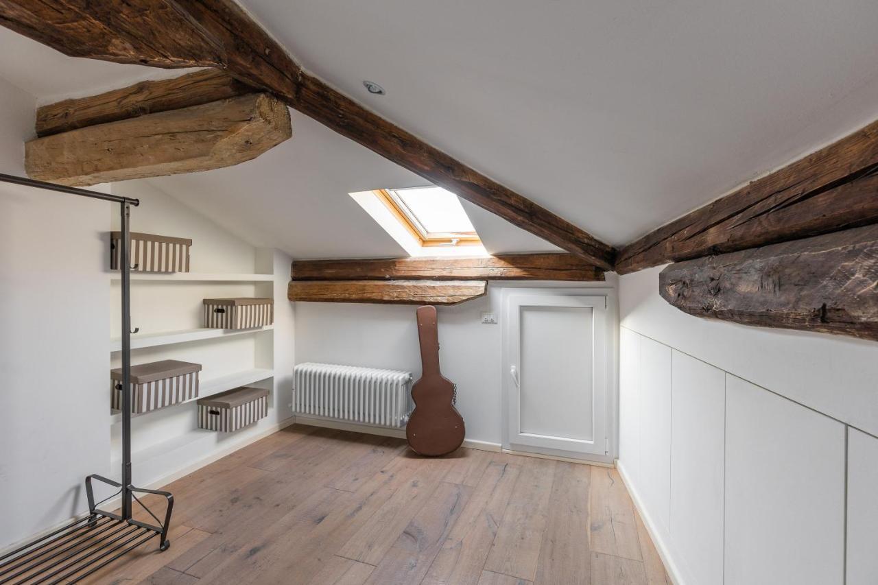 Italy Prestigious Historical Attic In Appartement Bologne